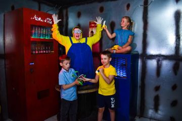 Квест в реальности Гадкий Я: Секретная база Гадкий Я: Секретная база